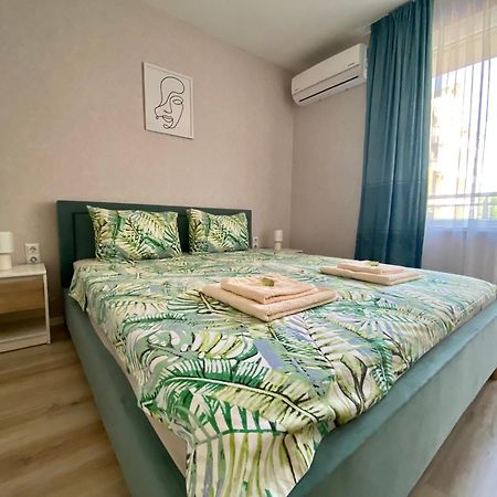 Avrora Suite Varna Exterior photo